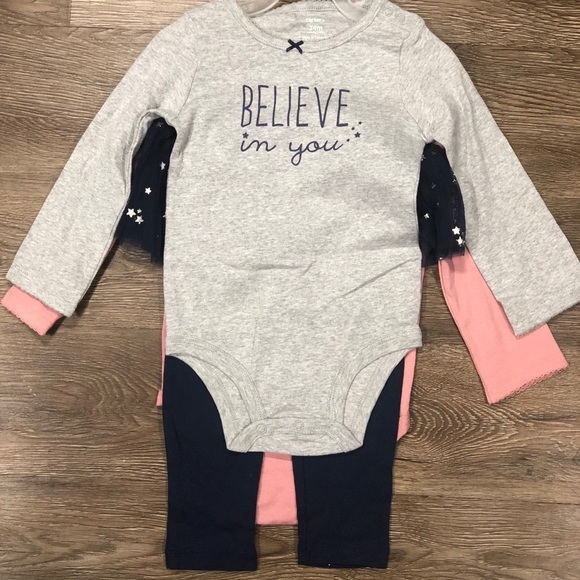 Carter’s 3 piece outfit - Picture 3 of 3